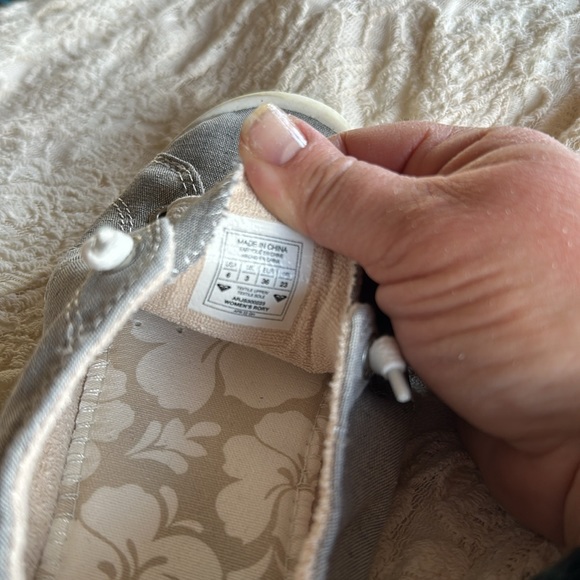 Roxy tennis shoes - Picture 6 of 6